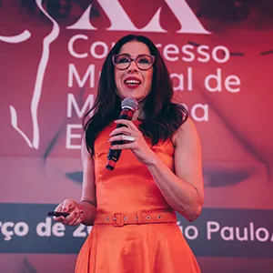 Dra. Úrsula Dalboni em evento científico
